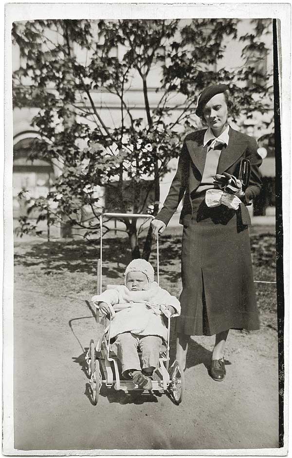 Астрид Линдгрен с дочерью