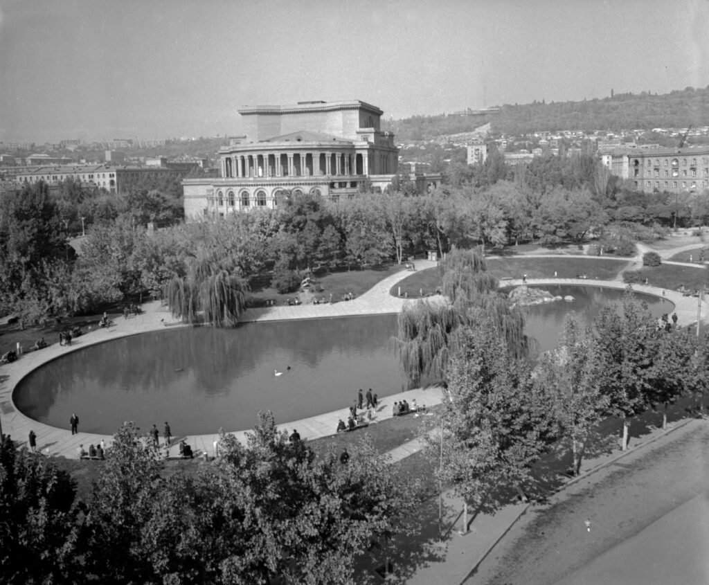 Ереван, благоустройство 1960-х