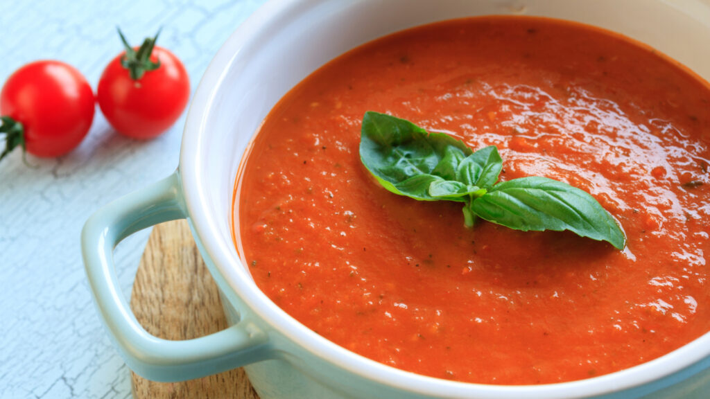 Суп из томатов и красного перца
