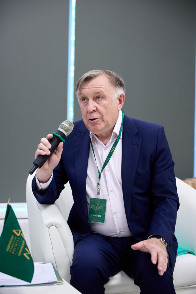 Валерий Петрович Симонов, главный редактор газеты «Труд»