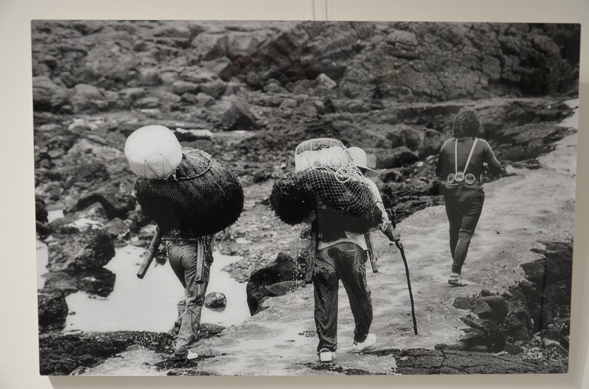 Фотовыставка «Чеджу хэнё. Женщины моря»