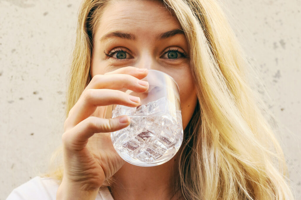 Как приучить себя пить воду