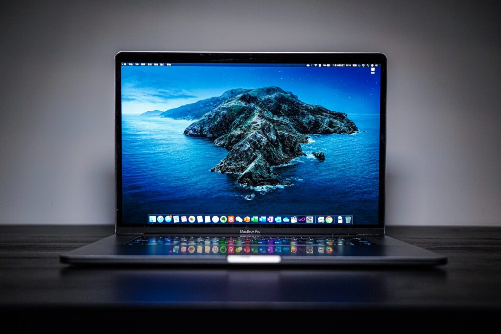 MacBook Pro с диагональю 14 и 16 дюймов