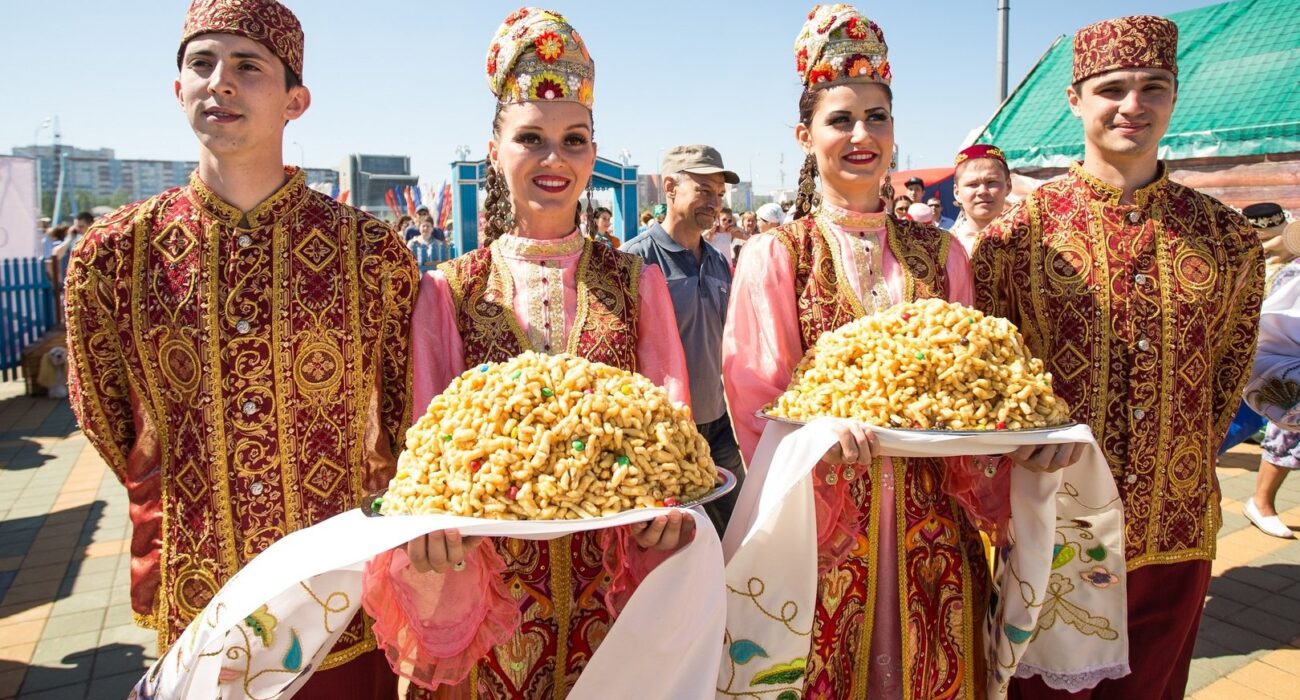 Татарские традиции: семейные и свадебные обряды, праздники